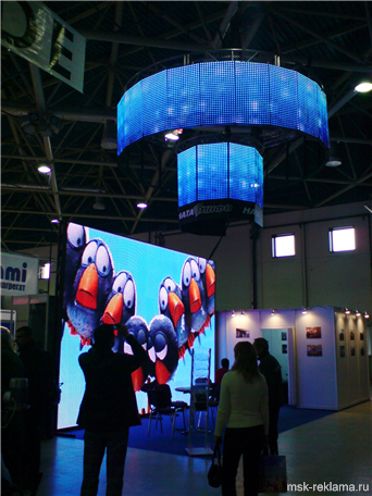 Картинка. Выставки в москве. Примеры оформления стендов на выставке РЕКЛАМА-2007.